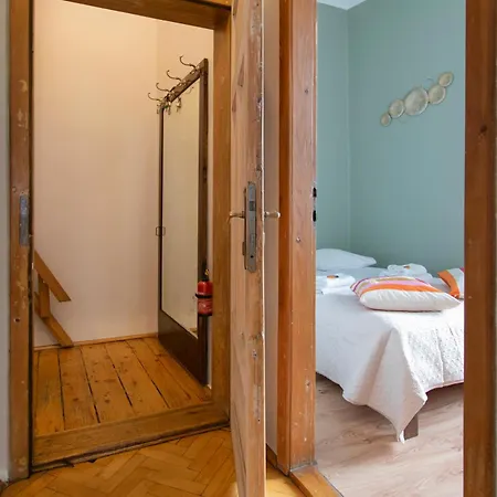 Cozy Krakowska Street, Kazimierz District דירה *