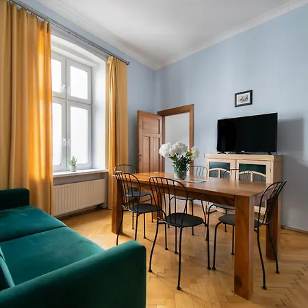 Cozy Krakowska Street, Kazimierz District דירה