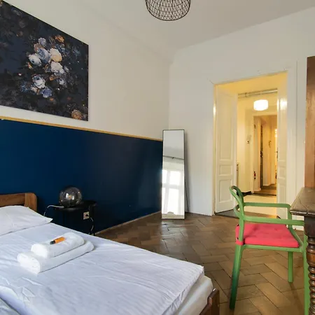 Cozy Krakowska Street, Kazimierz District Apartment