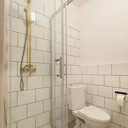 Cozy Krakowska Street, Kazimierz District * קרקוב